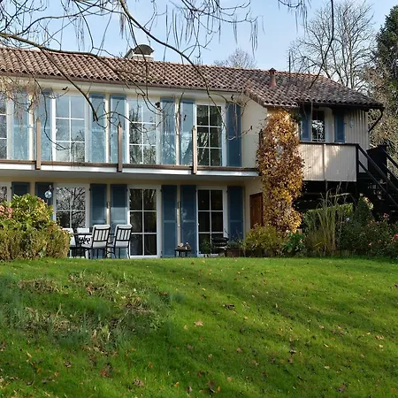 Rana Δωμάτια σε οικογενειακή κατοικία