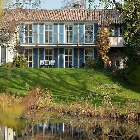 Rana Δωμάτια σε οικογενειακή κατοικία *